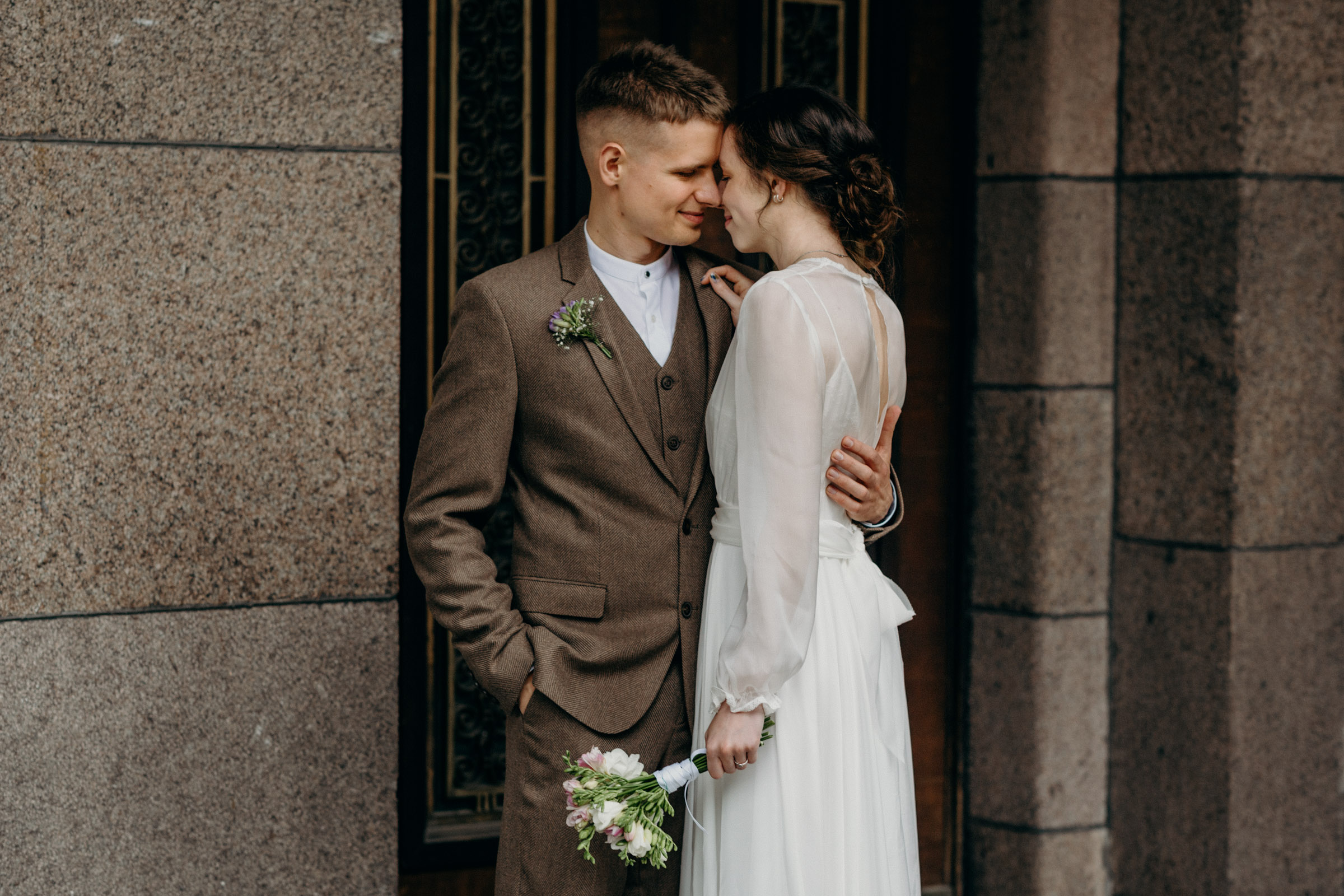 Vestuvine-fotosesija-kauno-senamiestyje-1